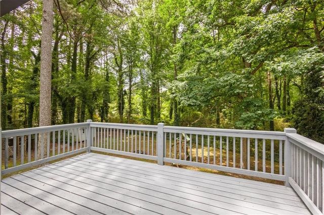 394 Burr Oak Court, Lawrenceville, GA 30046