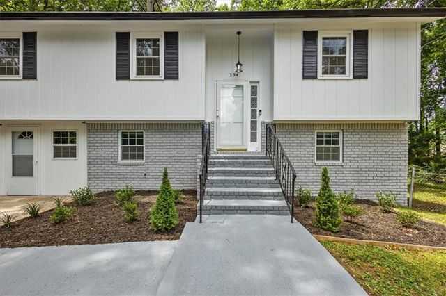 394 Burr Oak Court, Lawrenceville, GA 30046