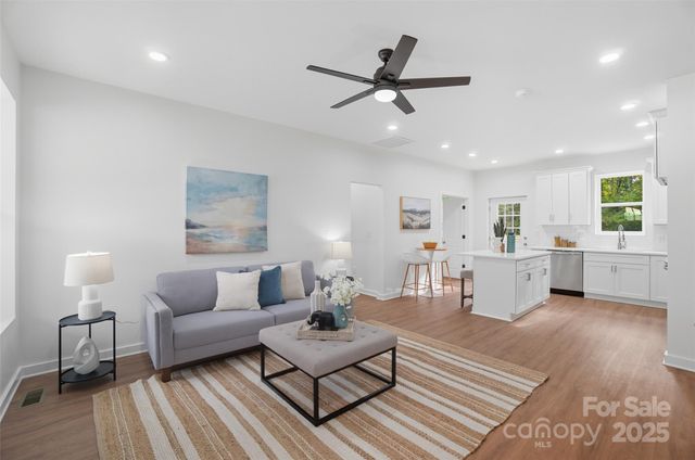 1906 Beauty Street, Statesville, NC 28625