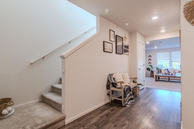 529 Black Bear Drive, Medford, OR 97501