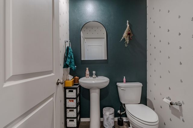 529 Black Bear Drive, Medford, OR 97501