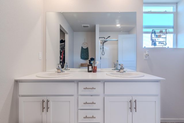 529 Black Bear Drive, Medford, OR 97501