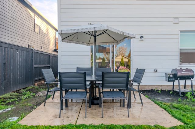 529 Black Bear Drive, Medford, OR 97501