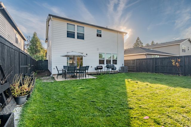 529 Black Bear Drive, Medford, OR 97501
