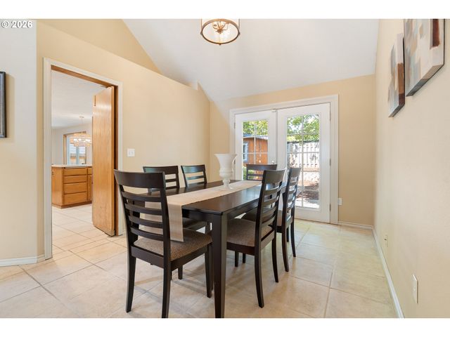 12295 Sw Anton Dr, Portland, OR 97223