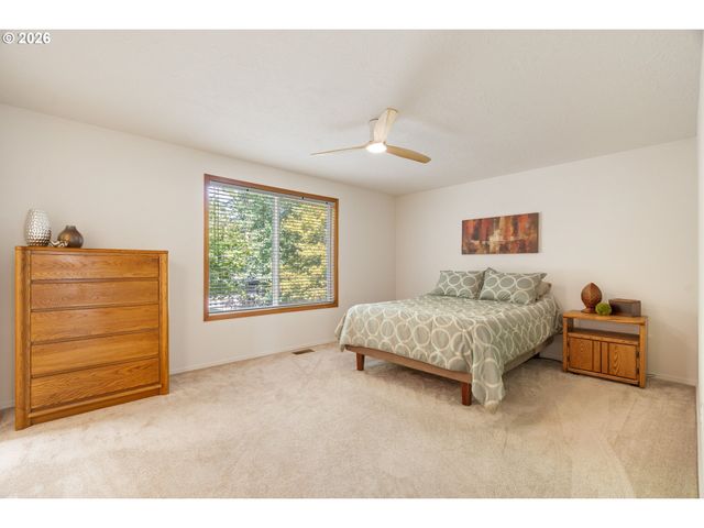 12295 Sw Anton Dr, Portland, OR 97223