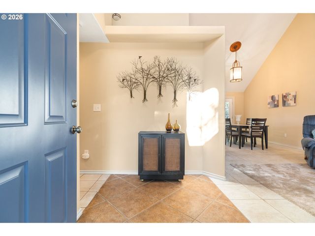 12295 Sw Anton Dr, Portland, OR 97223