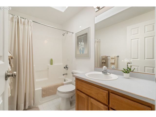 12295 Sw Anton Dr, Portland, OR 97223
