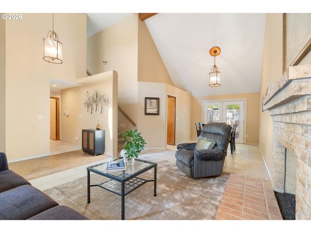 12295 Sw Anton Dr, Portland, OR 97223