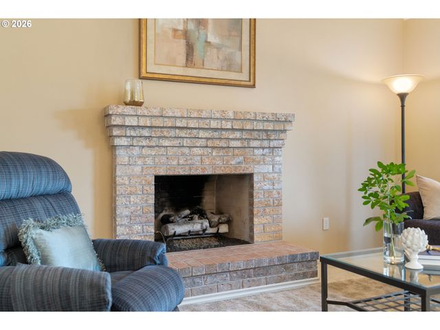 12295 Sw Anton Dr, Portland, OR 97223