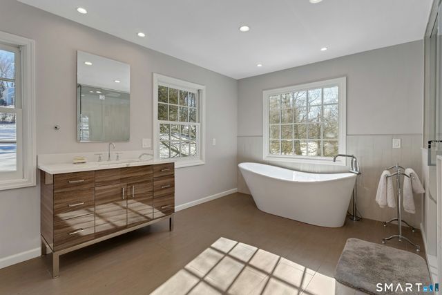 43 Ridgecrest Road, Stamford, CT 06903