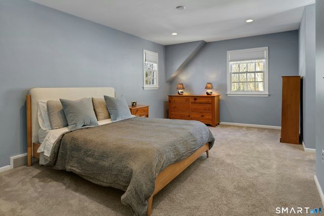 43 Ridgecrest Road, Stamford, CT 06903