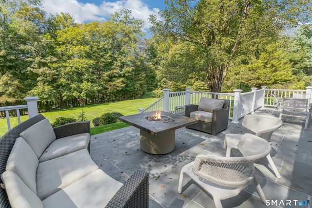 43 Ridgecrest Road, Stamford, CT 06903