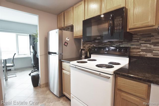 555 E William Street 15J, Ann Arbor, MI 48104