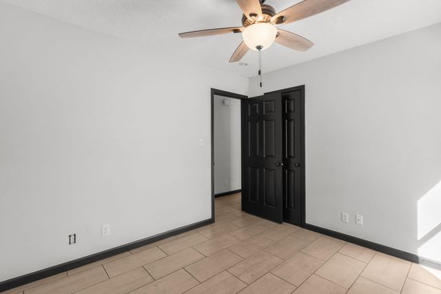 923 Chuckar Drive SW, Albuquerque, NM 87121