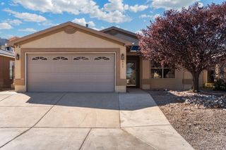 923 Chuckar Drive SW, Albuquerque, NM 87121