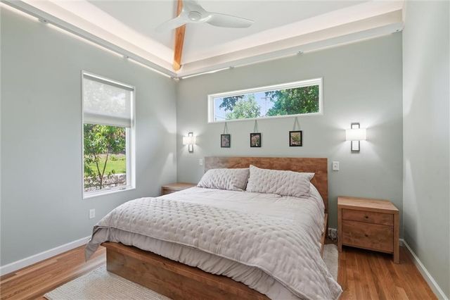 10308 Wenonga Lane, Leawood, KS 66206