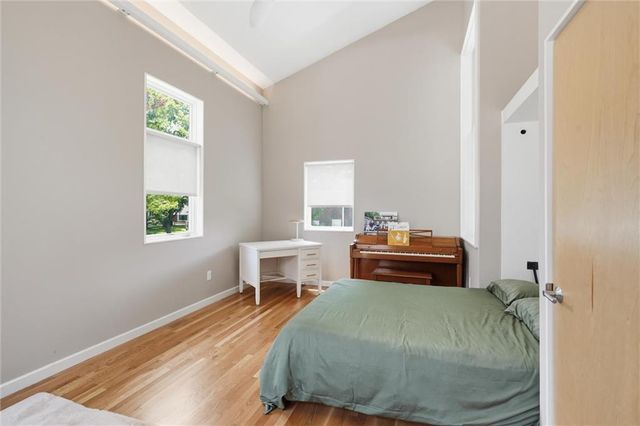 10308 Wenonga Lane, Leawood, KS 66206