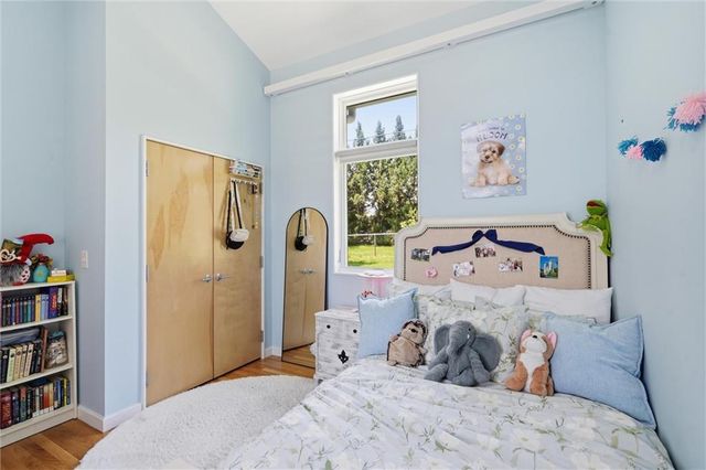 10308 Wenonga Lane, Leawood, KS 66206