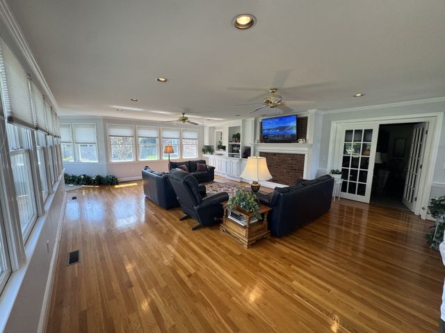 516 Meadowlark Ln, Brentwood, TN 37027