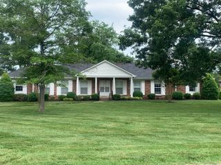 516 Meadowlark Ln, Brentwood, TN 37027