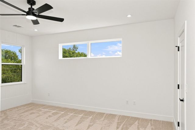 1500 Sylvan Glade A, Austin, TX 78745