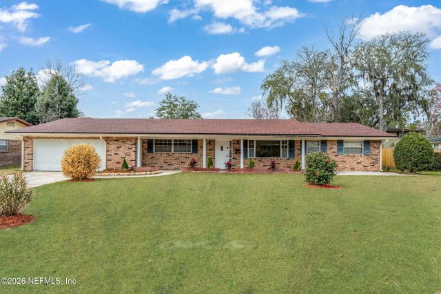 8460 LYNDA SUE Lane W, Jacksonville, FL 32217