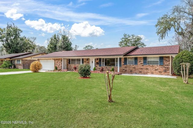 8460 LYNDA SUE Lane W, Jacksonville, FL 32217