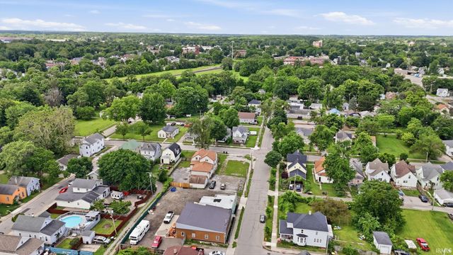 924 Saint Marys Avenue, Fort Wayne, IN 46808