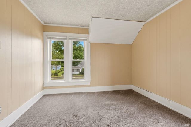 924 Saint Marys Avenue, Fort Wayne, IN 46808