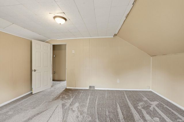 924 Saint Marys Avenue, Fort Wayne, IN 46808