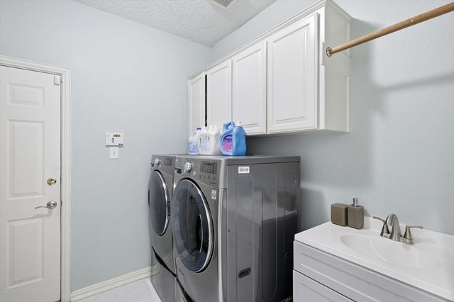2014 Rumson Drive, Arlington, TX 76006