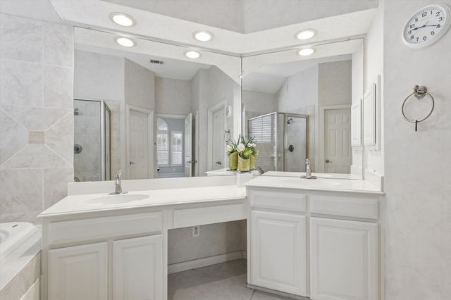 2014 Rumson Drive, Arlington, TX 76006