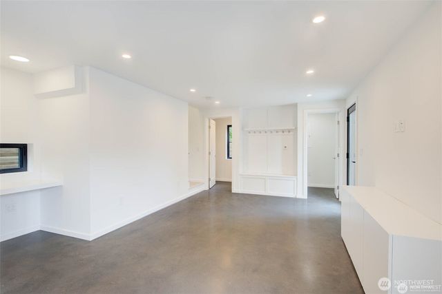 4608 NE 47th Street, Seattle, WA 98105