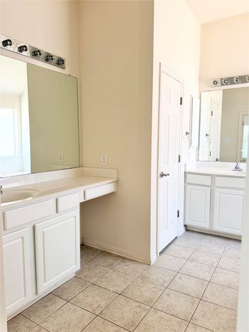 413 Rock Meadow Trail, Mansfield, TX 76063