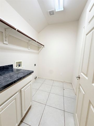 413 Rock Meadow Trail, Mansfield, TX 76063