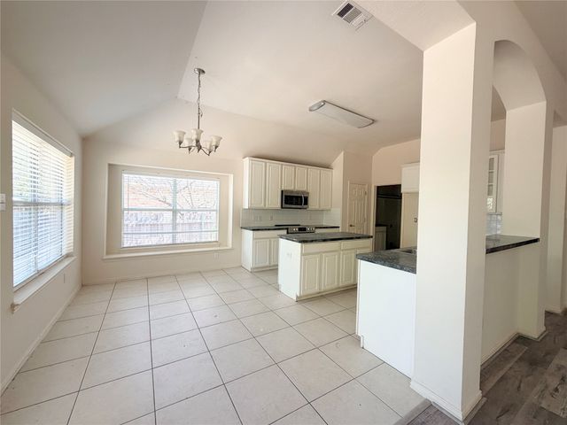 413 Rock Meadow Trail, Mansfield, TX 76063