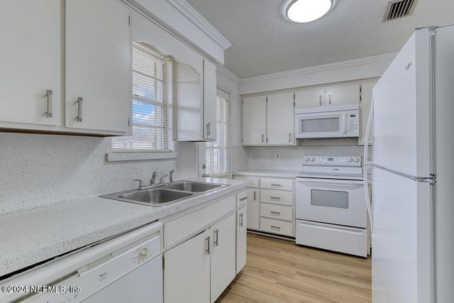 1768 EL CAMINO Road 7, Jacksonville, FL 32216
