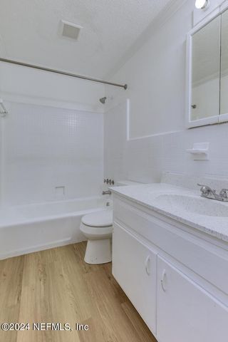 1768 EL CAMINO Road 7, Jacksonville, FL 32216