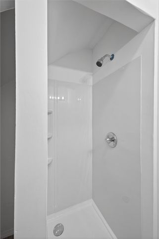 24 Bloomfield Place, Rochester, NY 14620