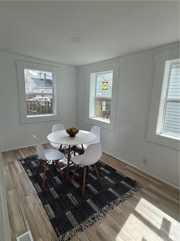 24 Bloomfield Place, Rochester, NY 14620