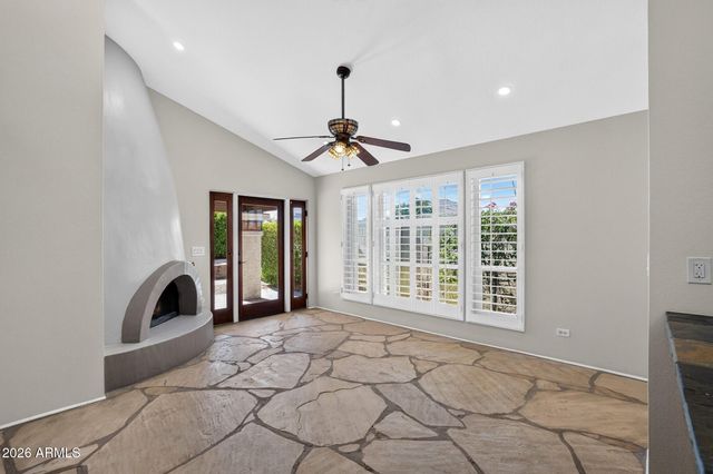 4615 E MONTE Way, Phoenix, AZ 85044