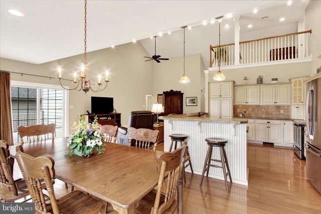 848 CAMBRIDGE DR, Manheim, PA 17545