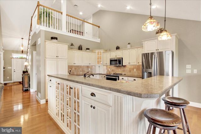 848 CAMBRIDGE DR, Manheim, PA 17545