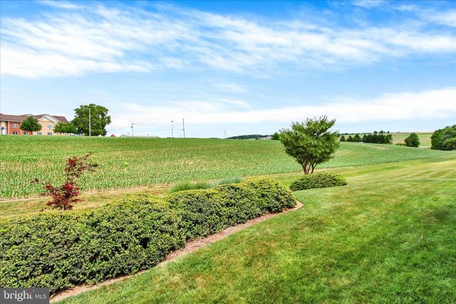 848 CAMBRIDGE DR, Manheim, PA 17545