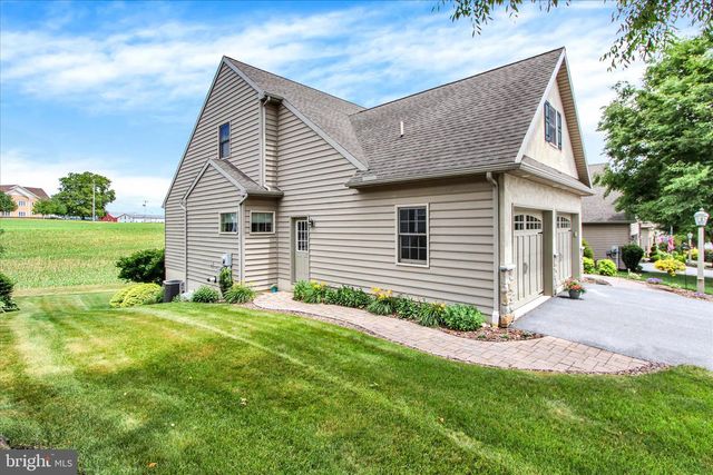 848 CAMBRIDGE DR, Manheim, PA 17545