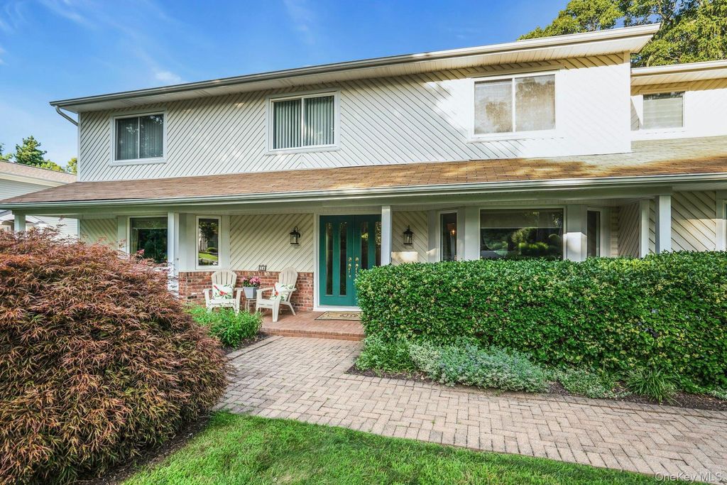 14 Tree Hollow Lane, Dix Hills, NY 11746 — photo 4