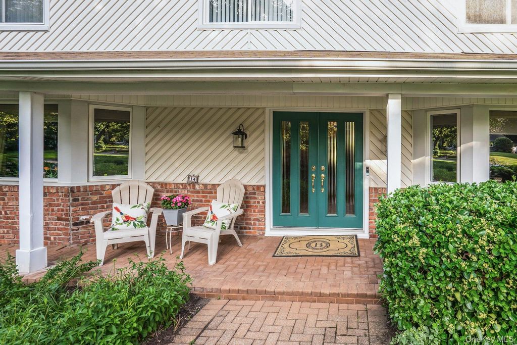 14 Tree Hollow Lane, Dix Hills, NY 11746 — photo 5