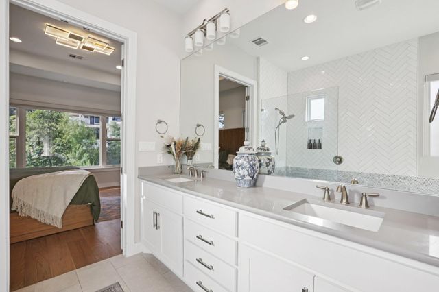 101 Cascading Water PL, Austin, TX 78734