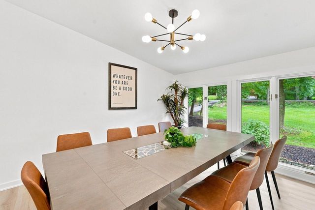 W3552 Wildwood DRIVE, Lake Geneva, WI 53147